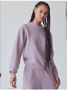 Aritzia TNA Cozy Fleece Boyfriend Crew Neck Long Sleeve Sweatshirt Size Small